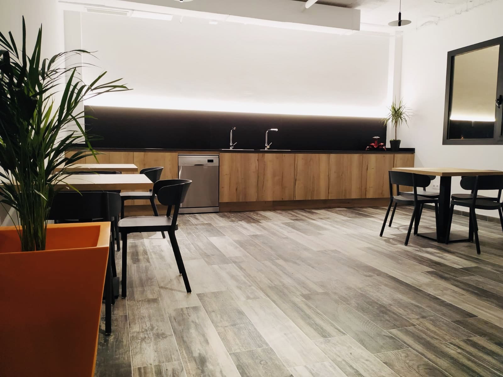 mobiliario-para-restaurante-y-cafeteria-32
